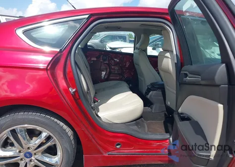 2015 Ford Fusion Energi Titanium из США, поврежденный, VIN 3FA6P0SU5FR159844